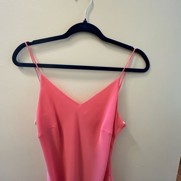 pink side ruffle dress - Picture 4 of 6